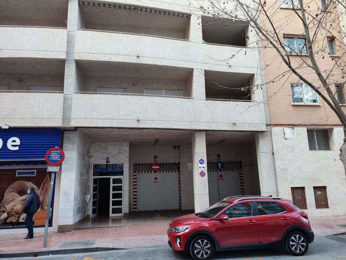 Albamar Apartamento 6 Personas Con Parking Cerca De La Playa 卡尔佩 外观 照片